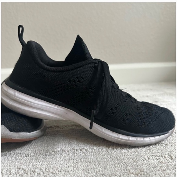 APL TechLoom Pro Sneakers - Picture 1 of 5